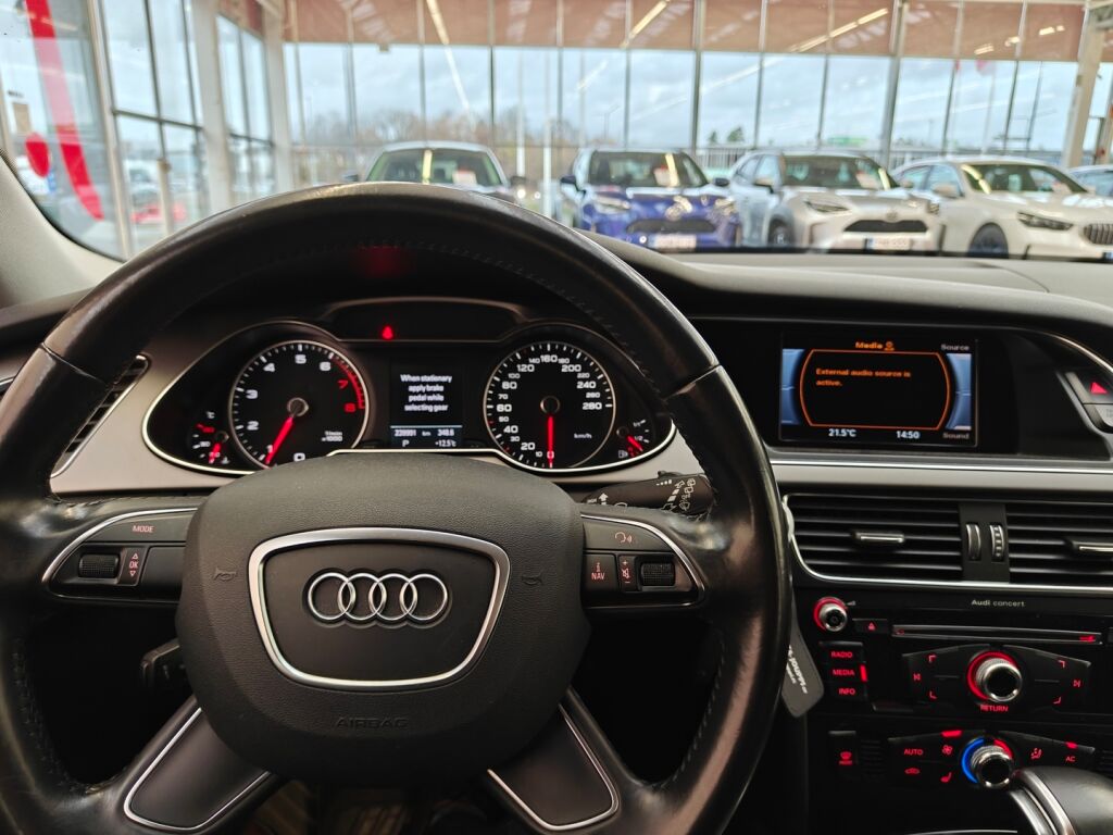 Audi A4 2013 Hopea
