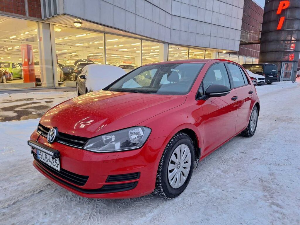 Volkswagen Golf 2013 Punainen
