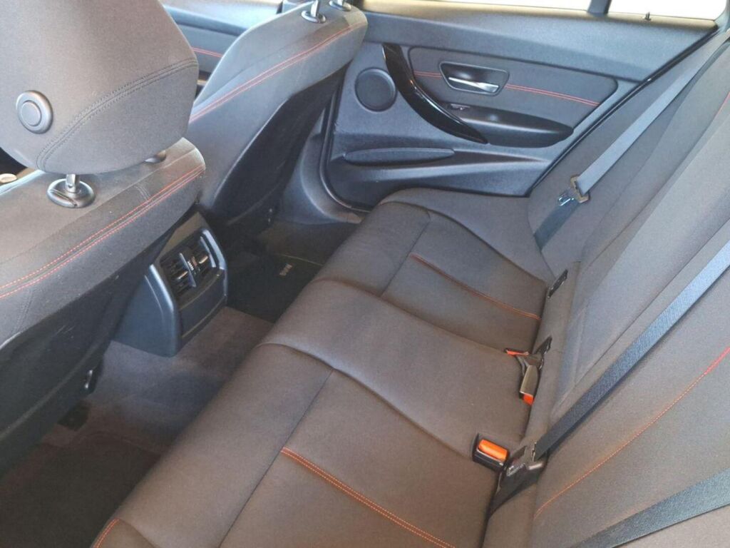 BMW 320 2013 Harmaa