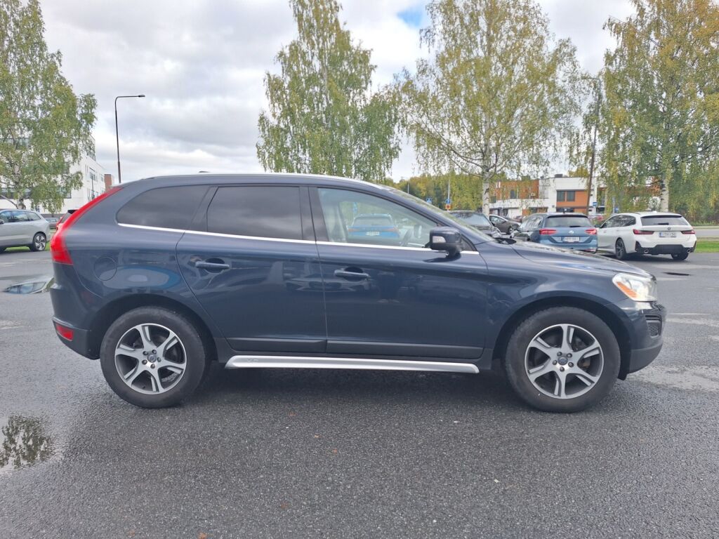Volvo XC60 2013 Sininen