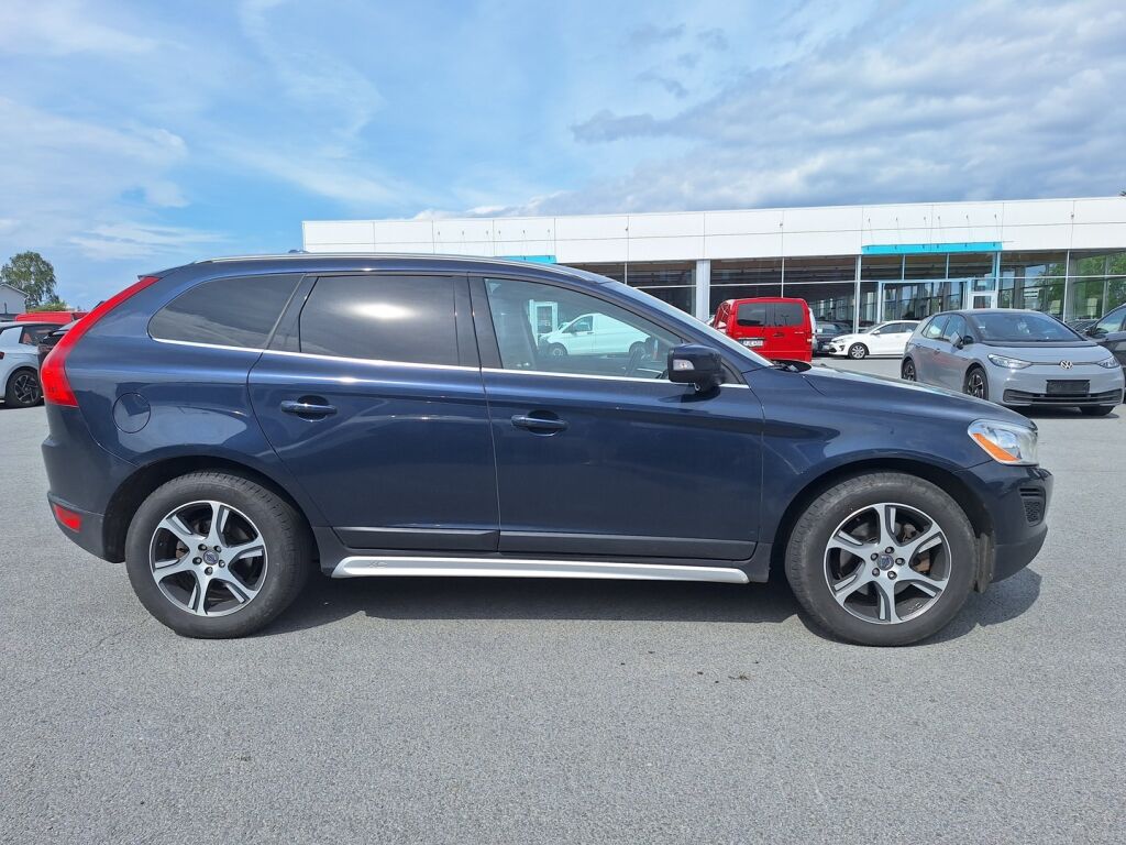 Volvo XC60 2013 Sininen
