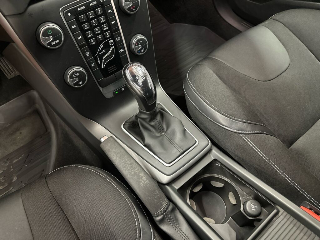 Volvo V40 2014 Sininen