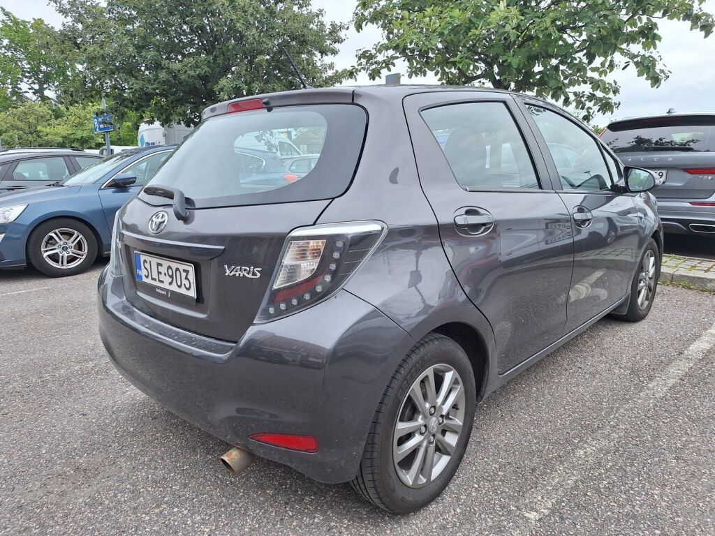 Toyota Yaris 2014 Harmaa
