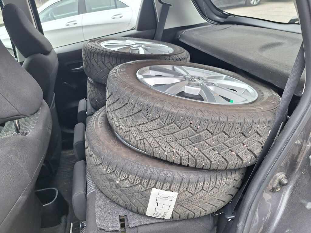 Toyota Yaris 2014 Harmaa
