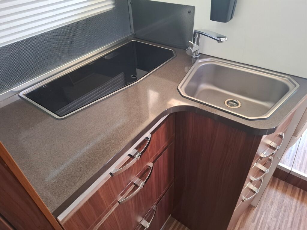 Adria Matrix 650 SF 50 Years Edition 2015 Harmaa