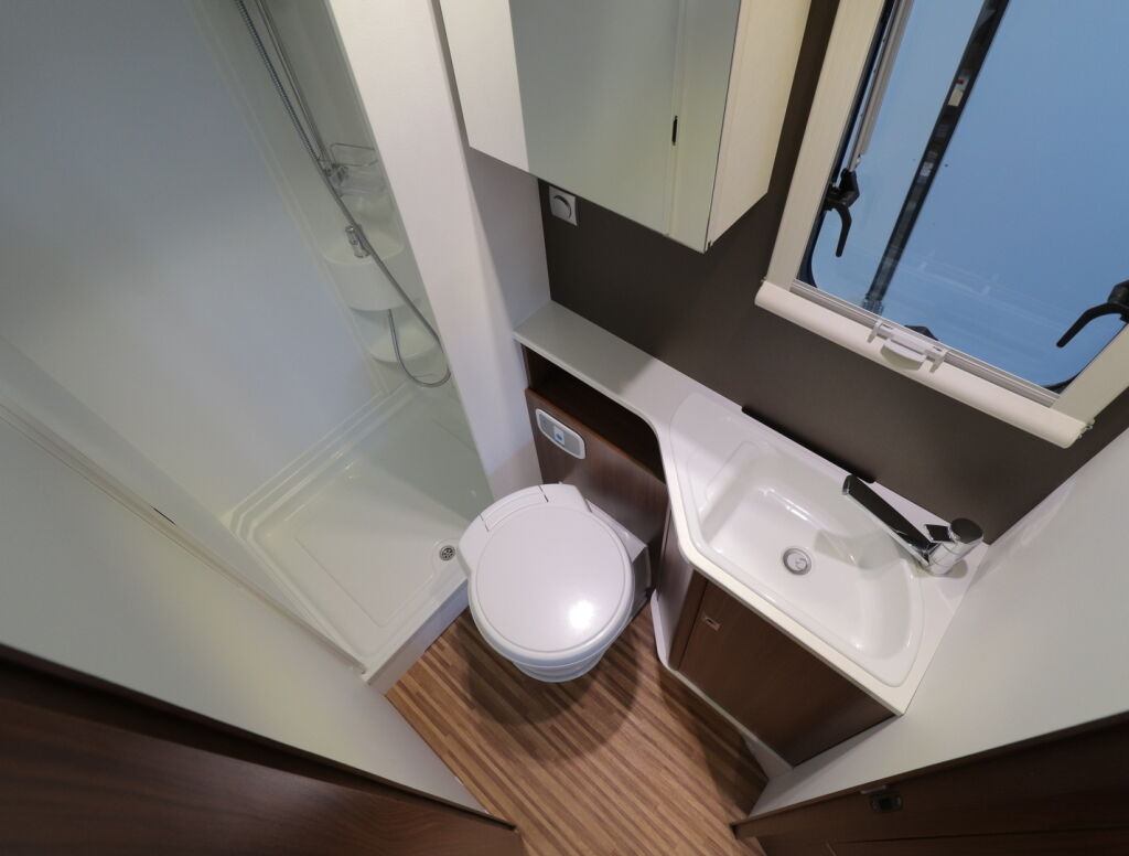 Adria Matrix 650 SF 50 Years Edition 2015 Harmaa