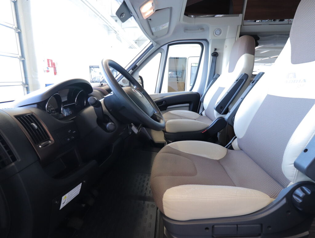 Adria Matrix 650 SF 50 Years Edition 2015 Harmaa