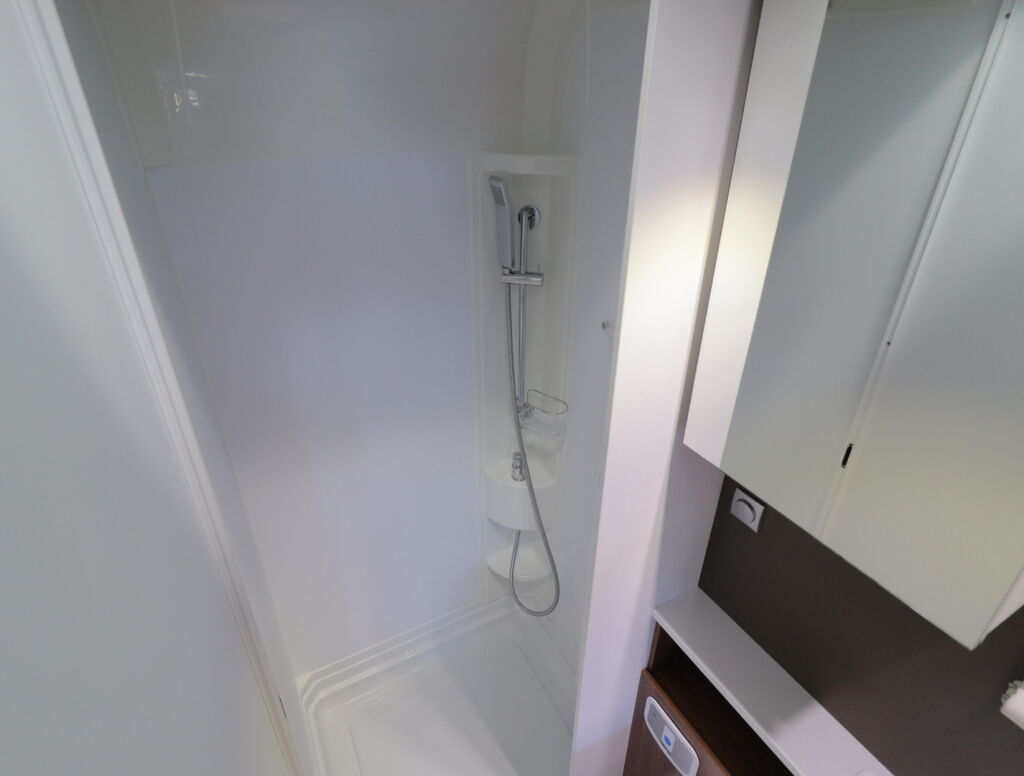 Adria Matrix 650 SF 50 Years Edition 2015 Harmaa