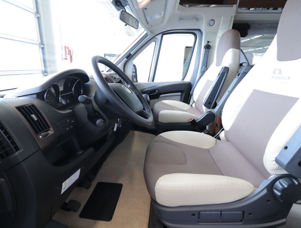 Adria Matrix 650 SF 50 Years Edition 2015 