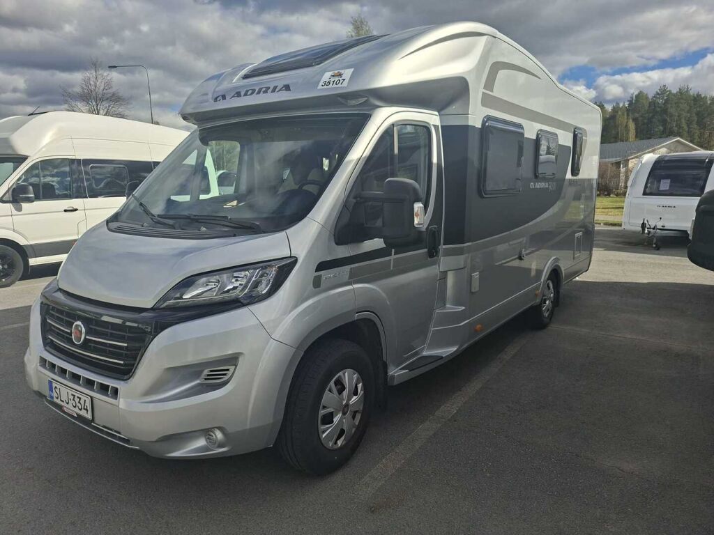 Adria Matrix 650 SF 50 Years Edition 2015 