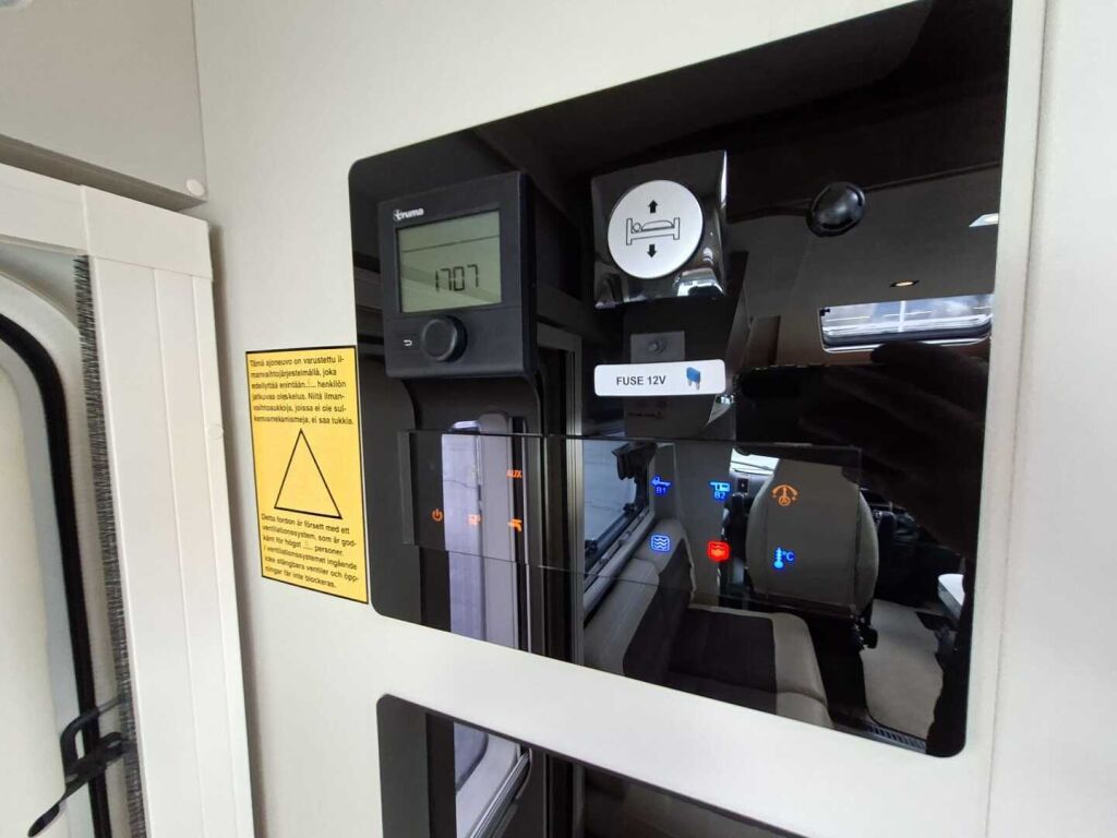 Adria Matrix 650 SF 50 Years Edition 2015 