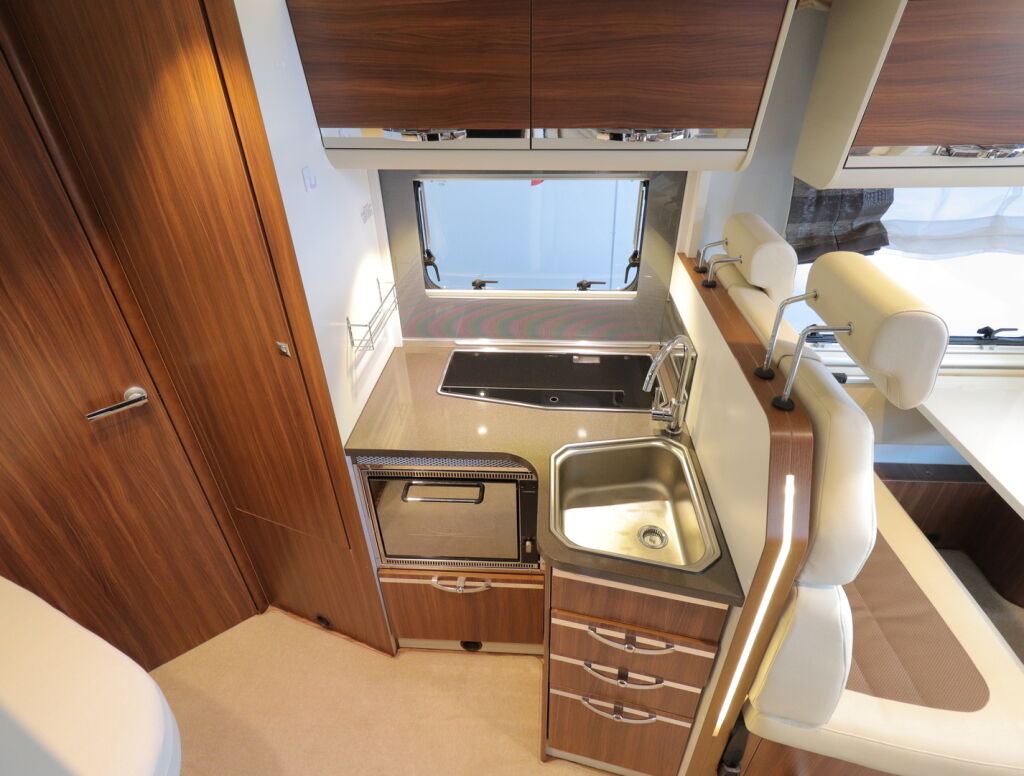 Adria Matrix 650 SF 50 Years Edition 2015 