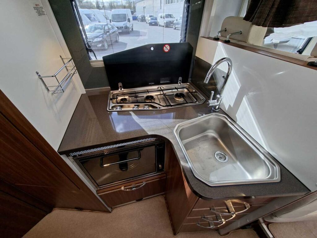 Adria Matrix 650 SF 50 Years Edition 2015 