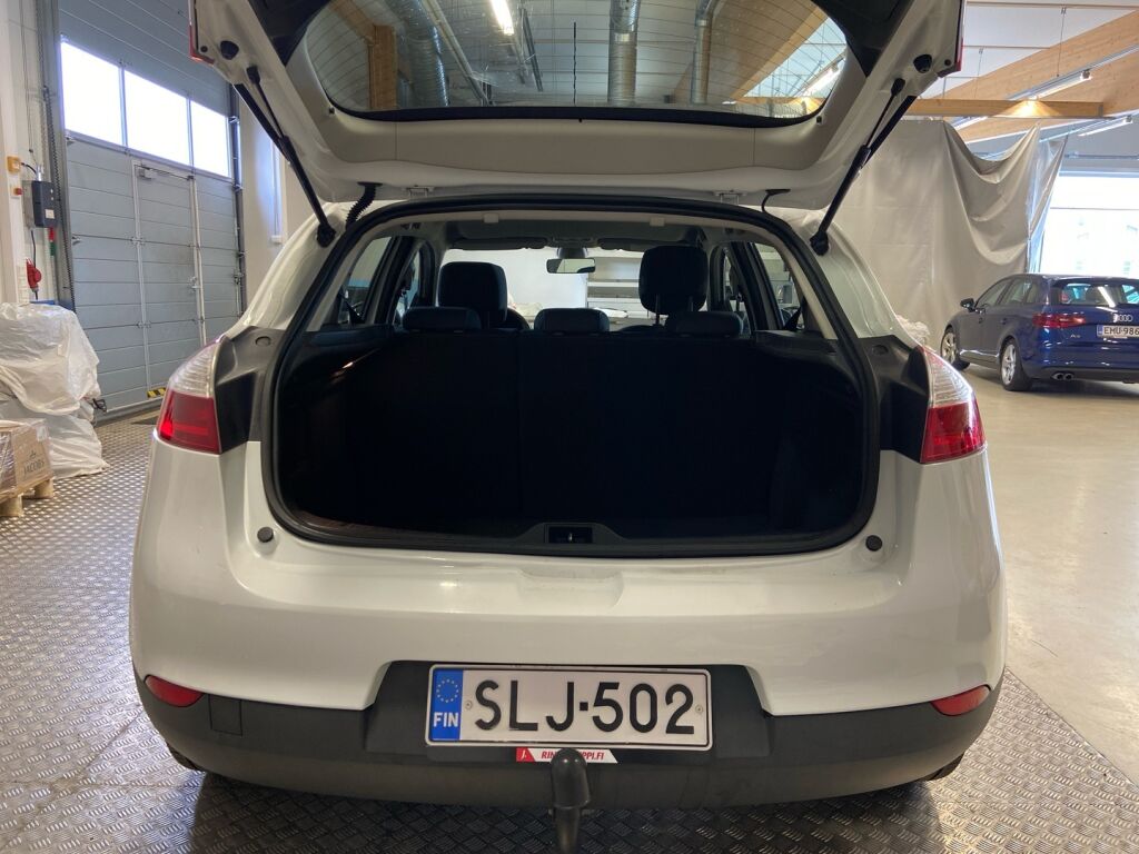 Renault Megane 2014 Valkoinen