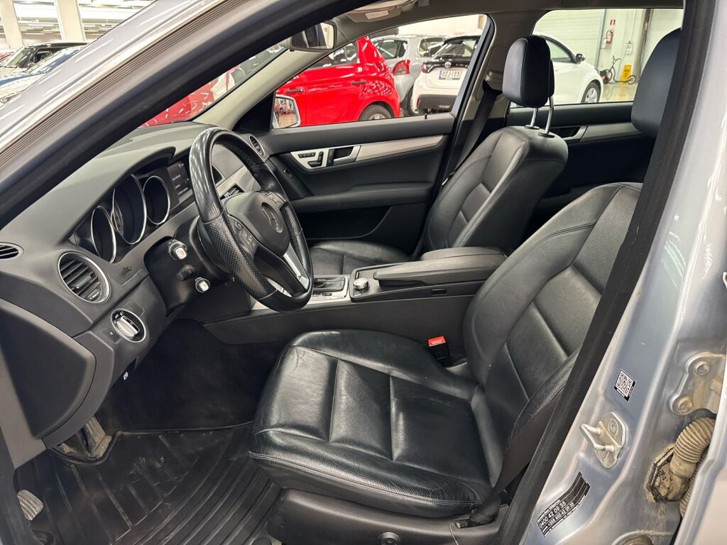 Mercedes-Benz C 2014 Harmaa