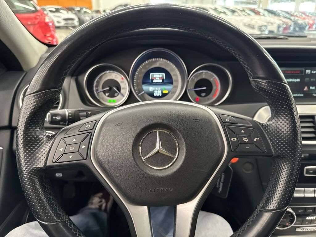 Mercedes-Benz C 2014 Harmaa