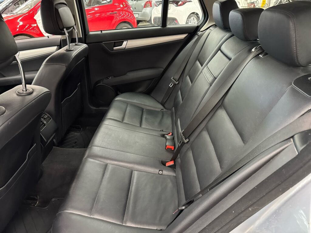 Mercedes-Benz C 2014 Harmaa