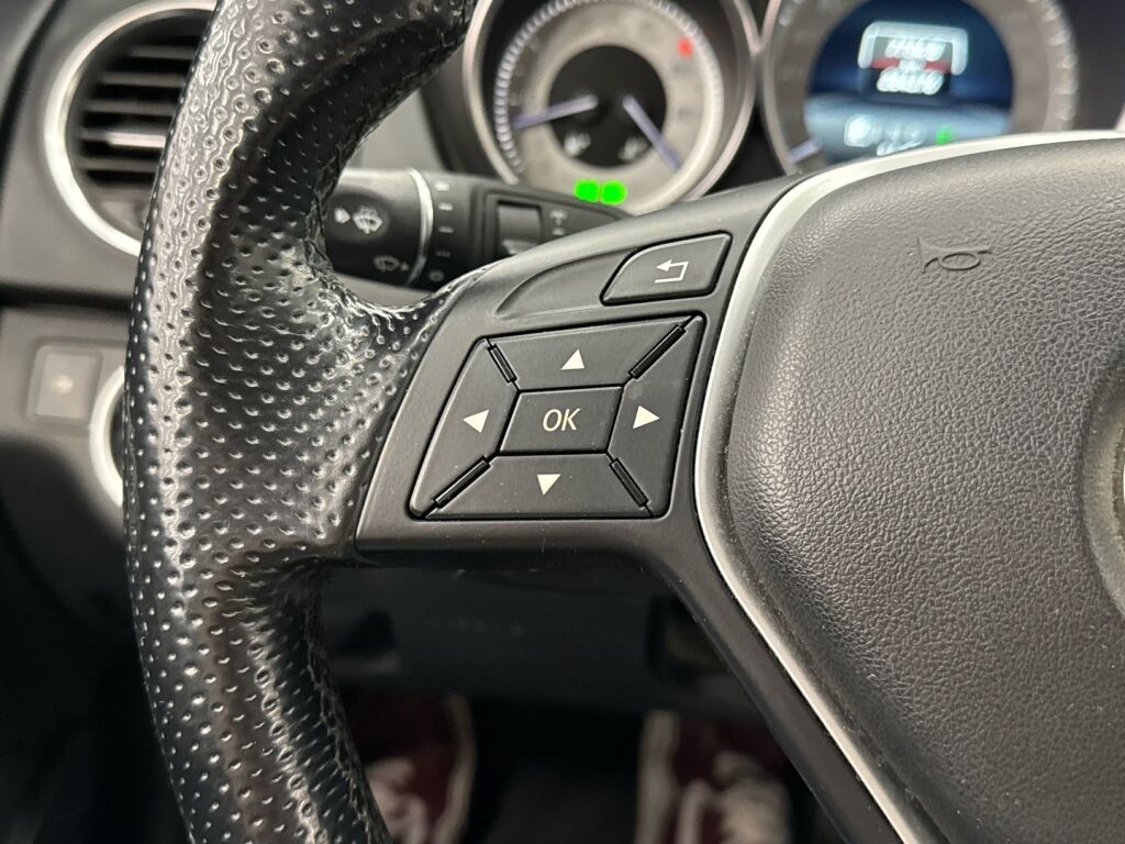 Mercedes-Benz C 2014 Harmaa