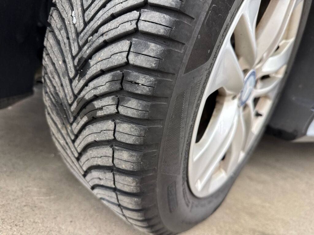 Mercedes-Benz C 2014 Harmaa