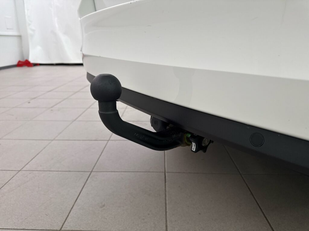 Skoda Octavia 2014 Valkoinen