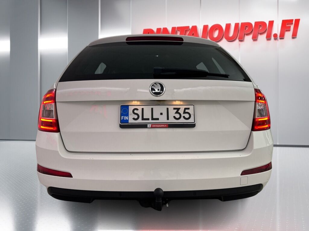 Skoda Octavia 2014 Valkoinen