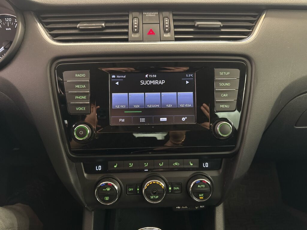 Skoda Octavia 2014 Valkoinen