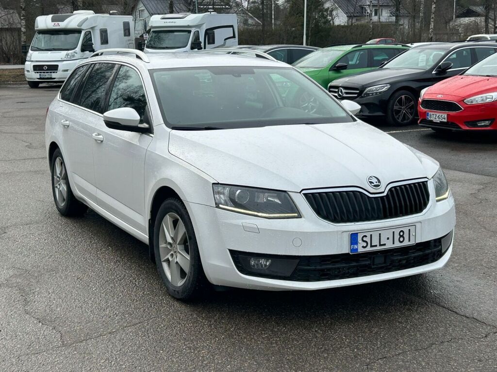 Skoda Octavia 2014 Valkoinen