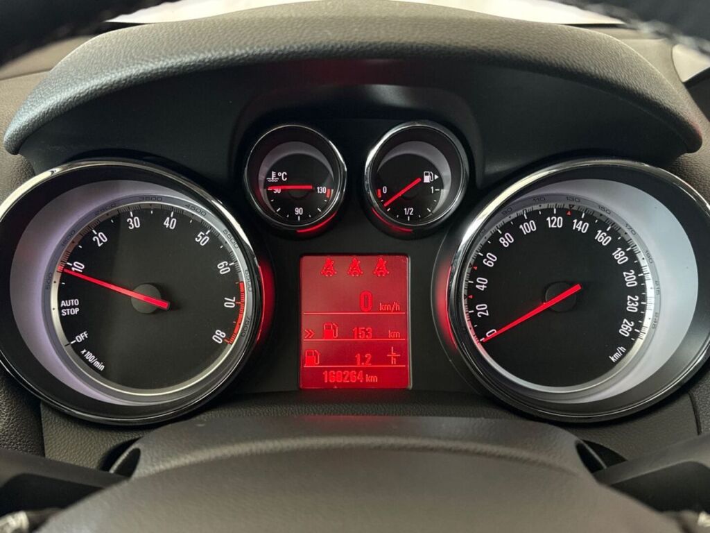 Opel Mokka 2015 Musta