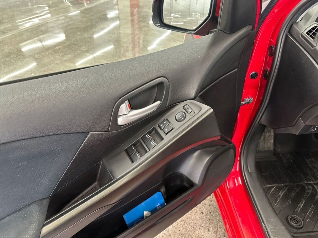 Honda Civic 2014 Punainen