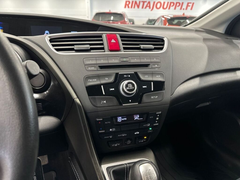 Honda Civic 2014 Punainen