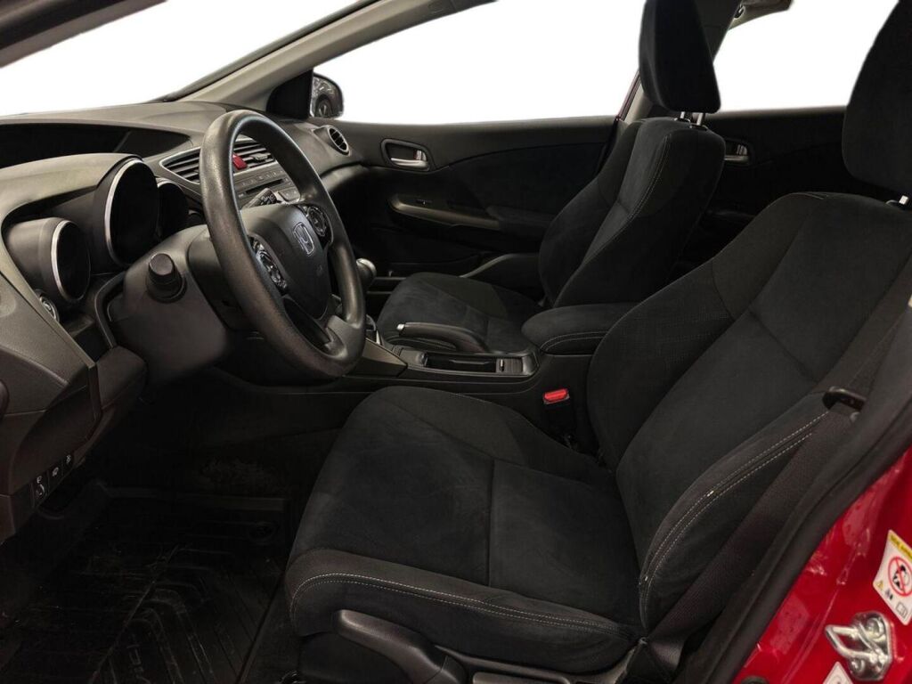 Honda Civic 2014 Punainen