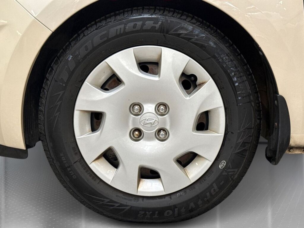 Hyundai i20 5d 2014 Ruskea (beige)