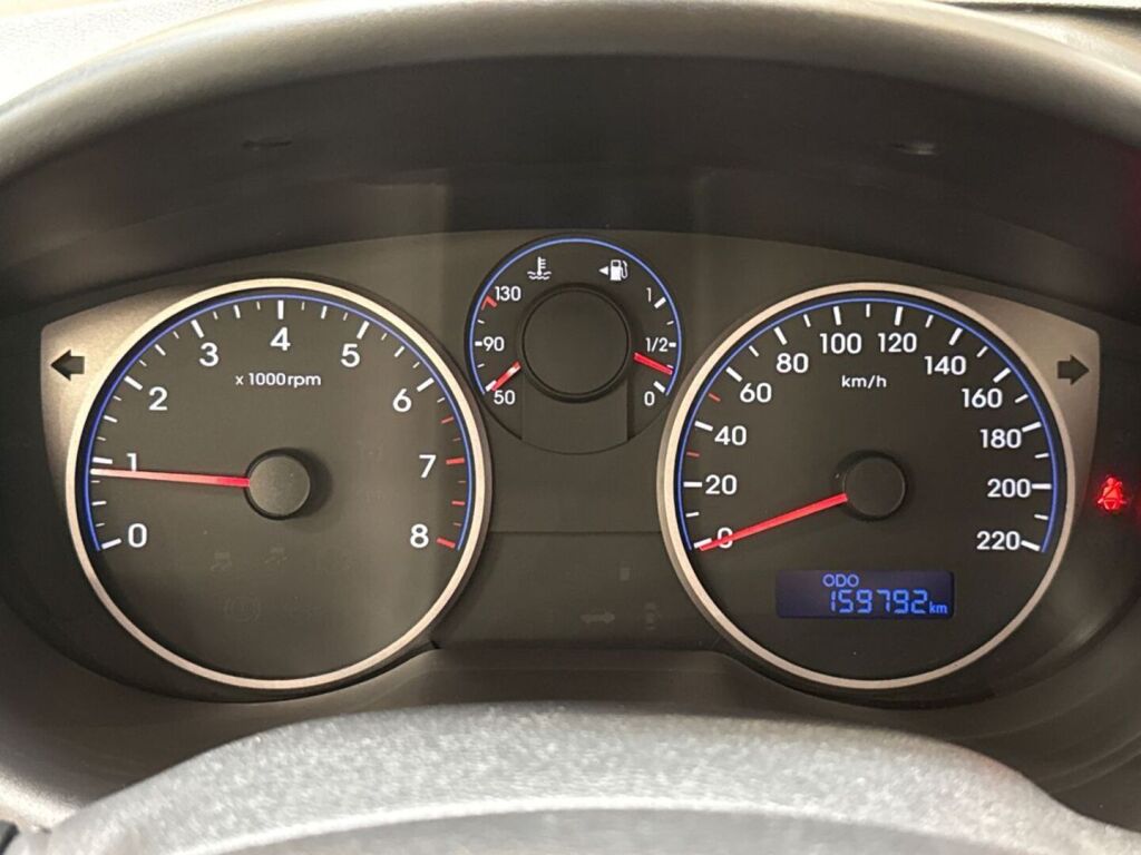 Hyundai i20 5d 2014 Ruskea (beige)