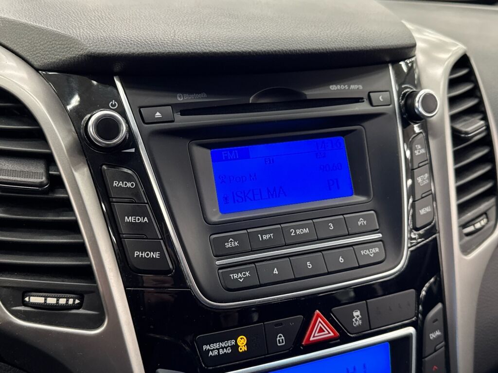 Hyundai i30 5d 2014 Valkoinen