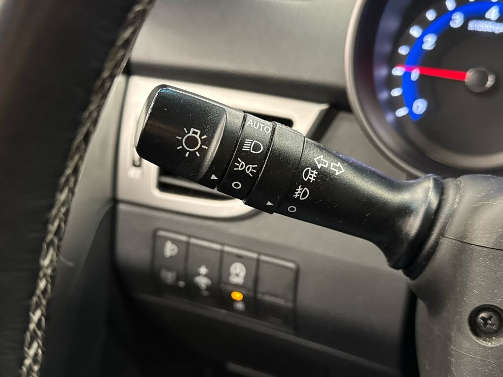 Hyundai i30 5d 2014 Valkoinen