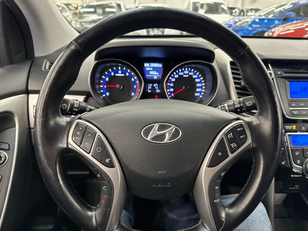 Hyundai i30 5d 2014 Valkoinen