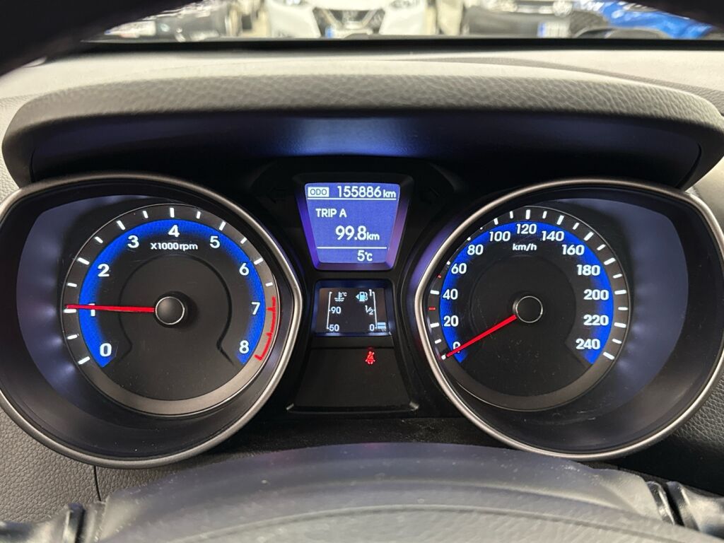 Hyundai i30 5d 2014 Valkoinen