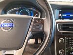 Volvo V60 2014 Punainen