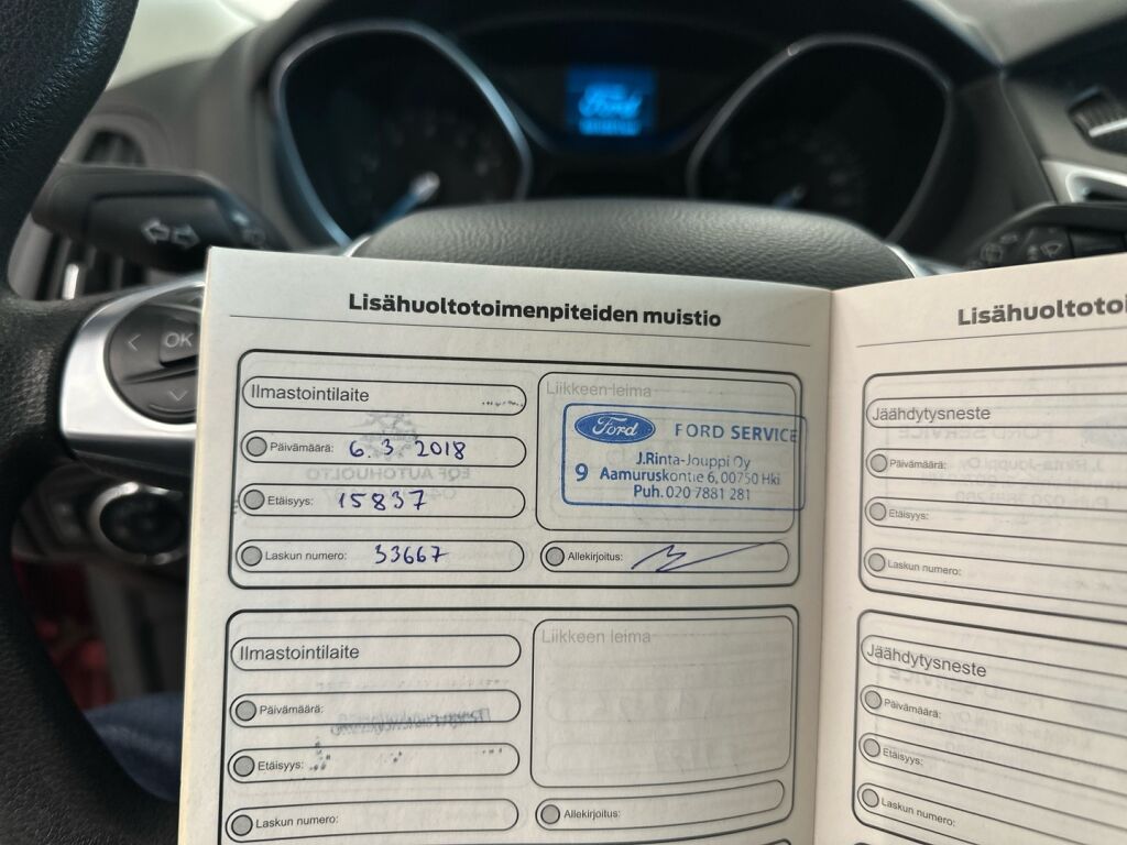 Ford Focus 2014 Punainen