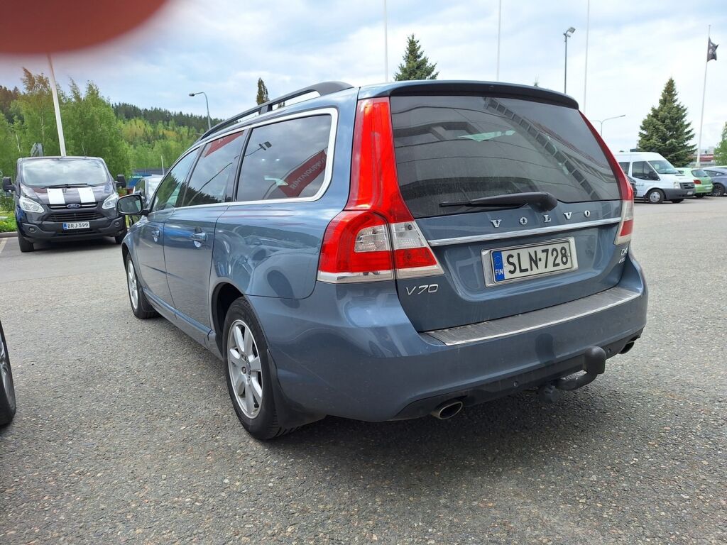 Volvo V70 2014 Sininen