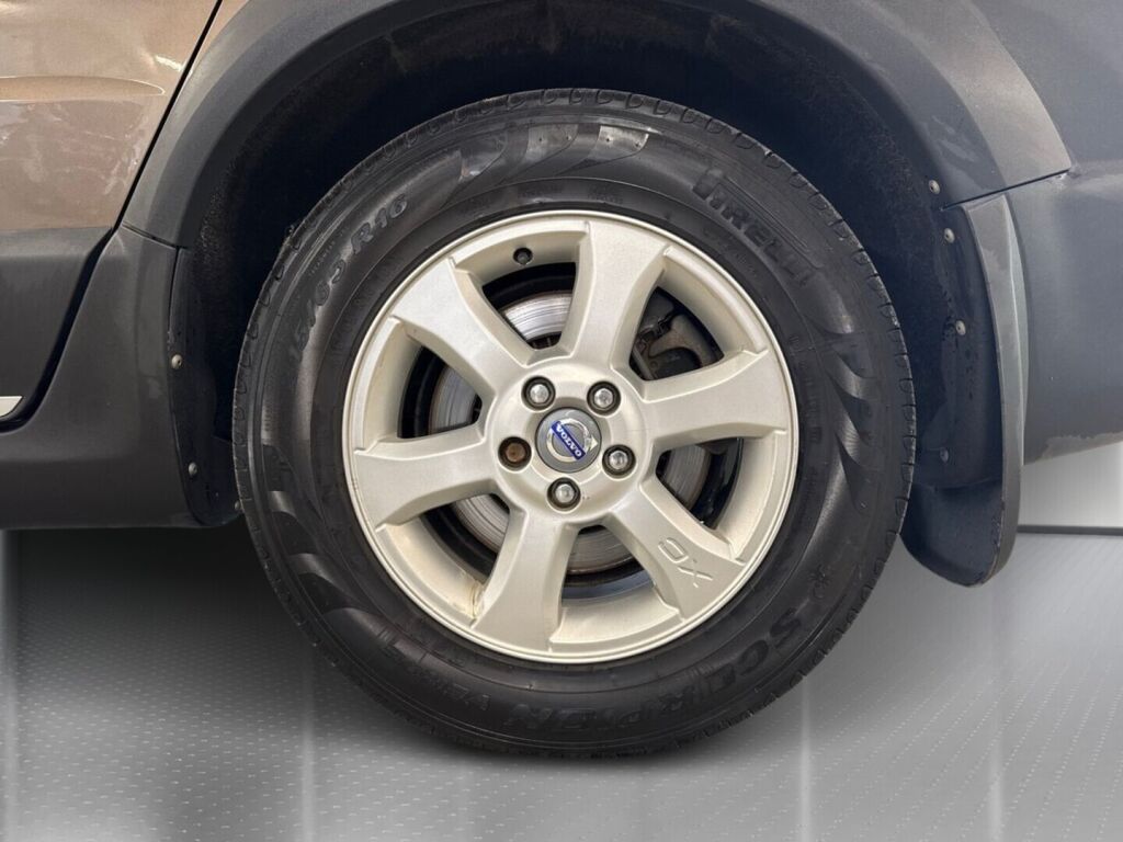Volvo XC70 2014 Ruskea (beige)