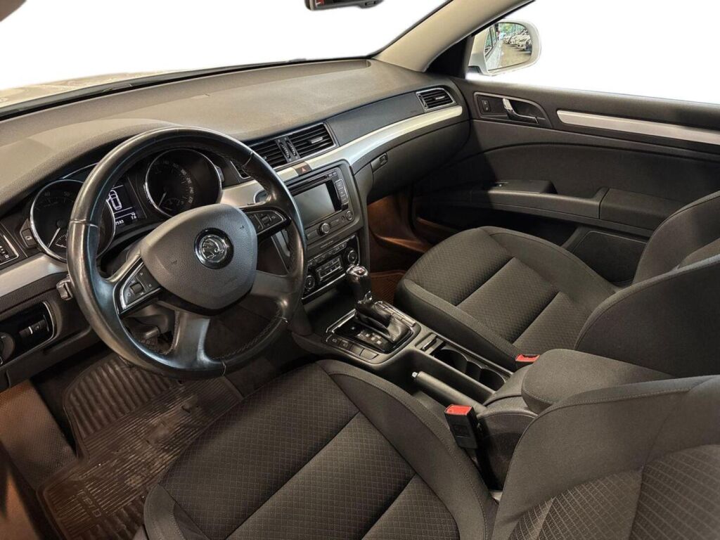 Skoda Superb 2014, bild 7/31