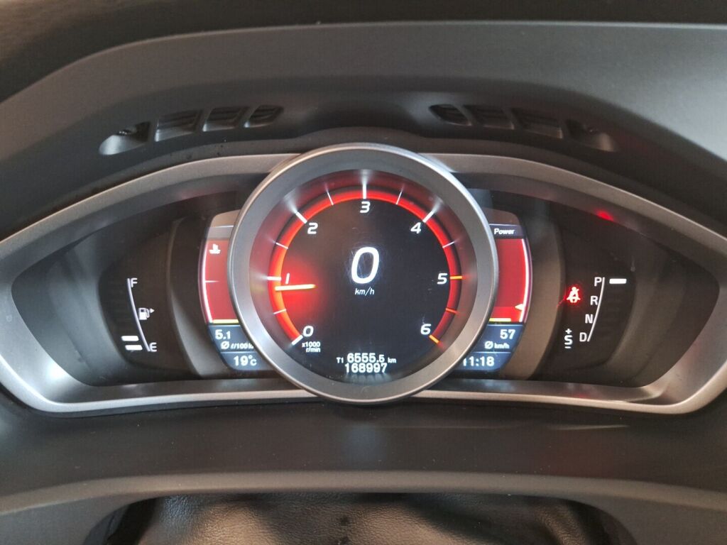 Volvo V40 2015 Sininen