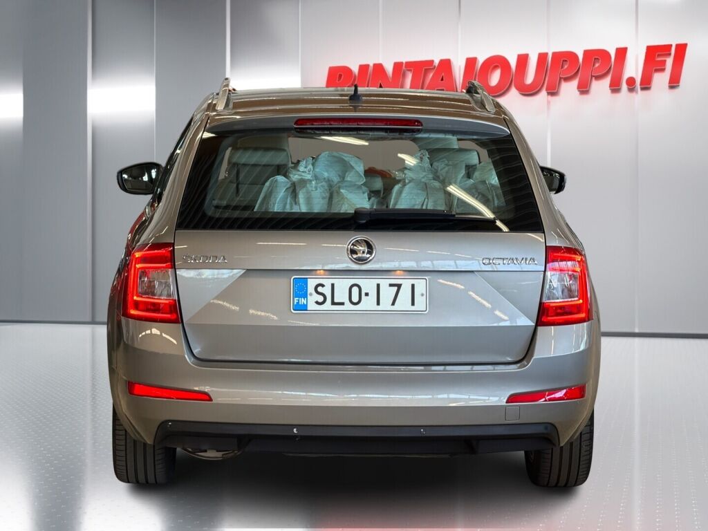 Skoda Octavia 2015 Ruskea (beige)
