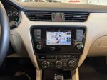 Skoda Octavia 2015 Ruskea (beige)