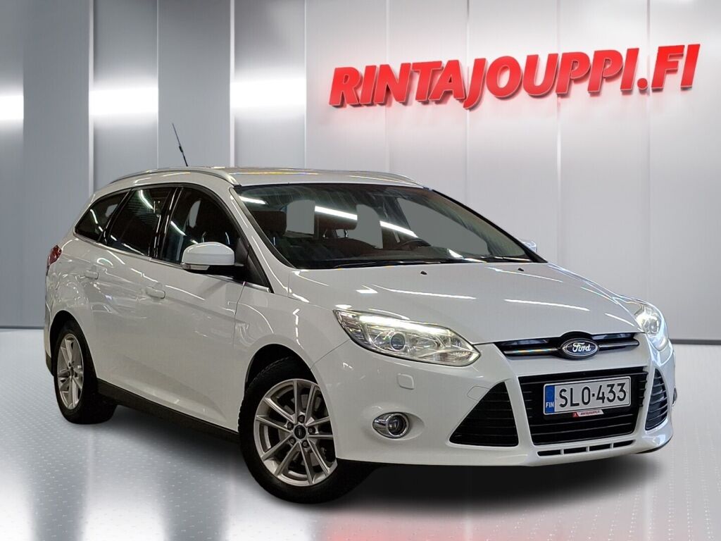 Ford Focus 2014 Valkoinen