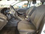 Ford Focus 2014 Valkoinen
