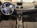 Renault Megane 2015 Punainen