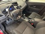 Renault Megane 2015 Punainen