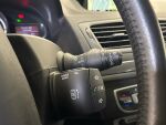 Renault Megane 2015 Punainen